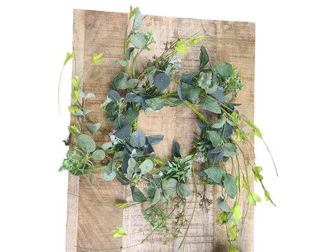 18" Mixed Queen Ann Heathers Wreath